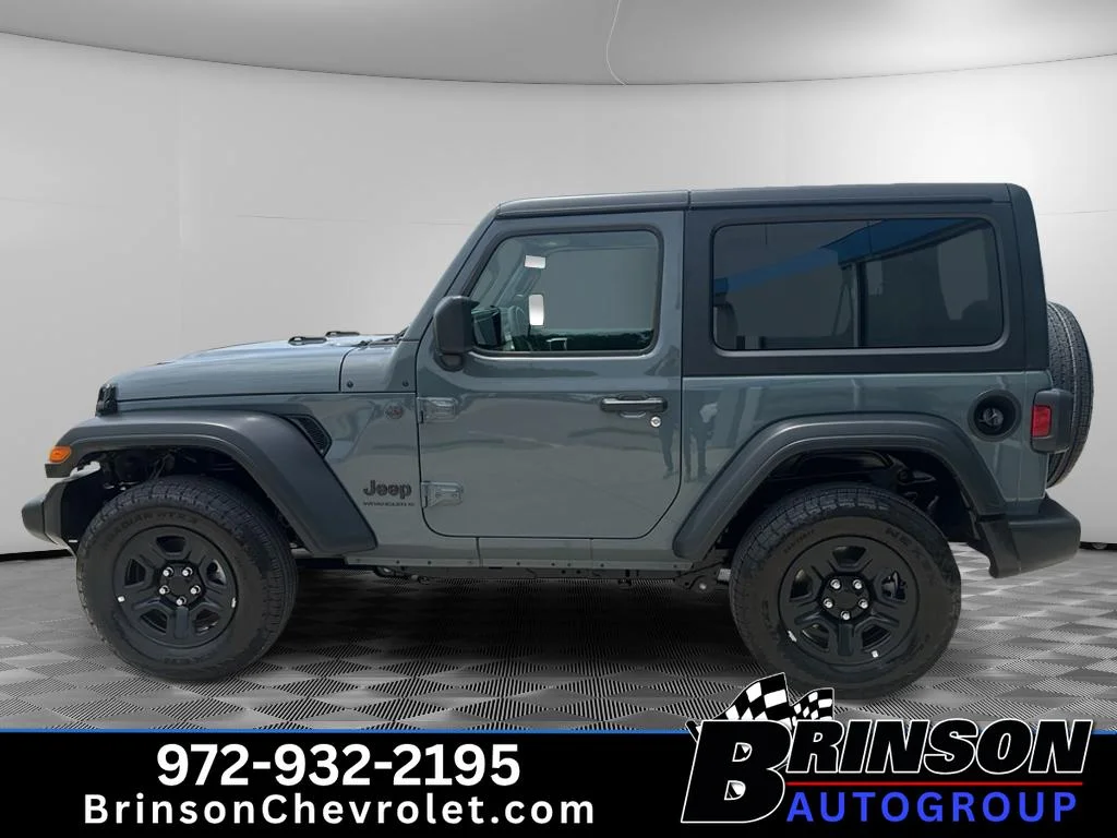 Used 2025 Anvil Clearcoat Jeep Sport image 5
