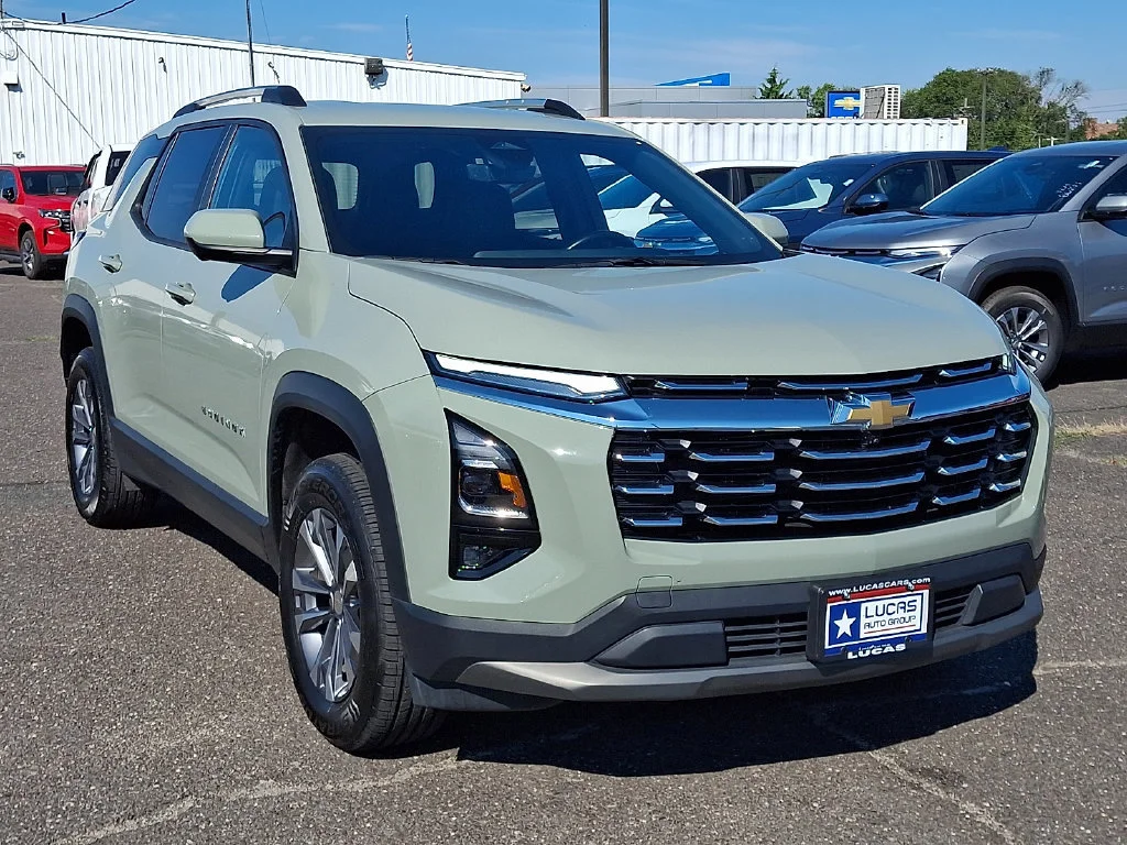 Used 2025 Cacti Green Chevrolet LT image 2