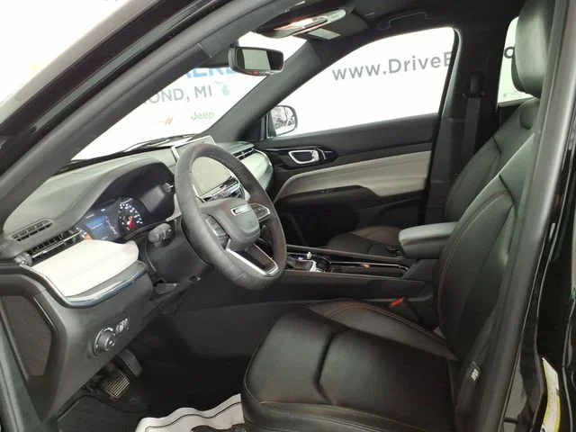 Used 2024 Black Jeep Limited image 12