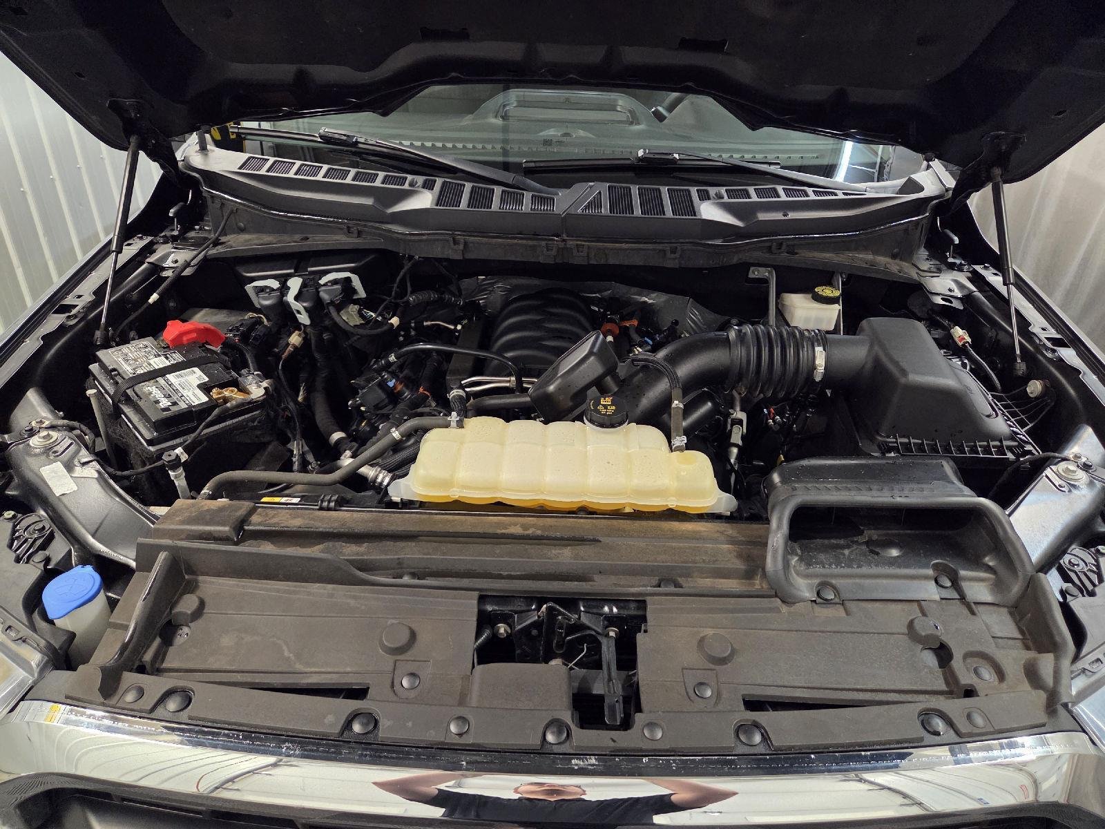 Used 2023 GRAY Ford XLT image 53