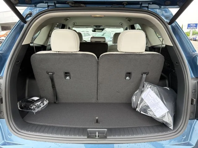 New 2026 Mineral Blue Kia EX image 24