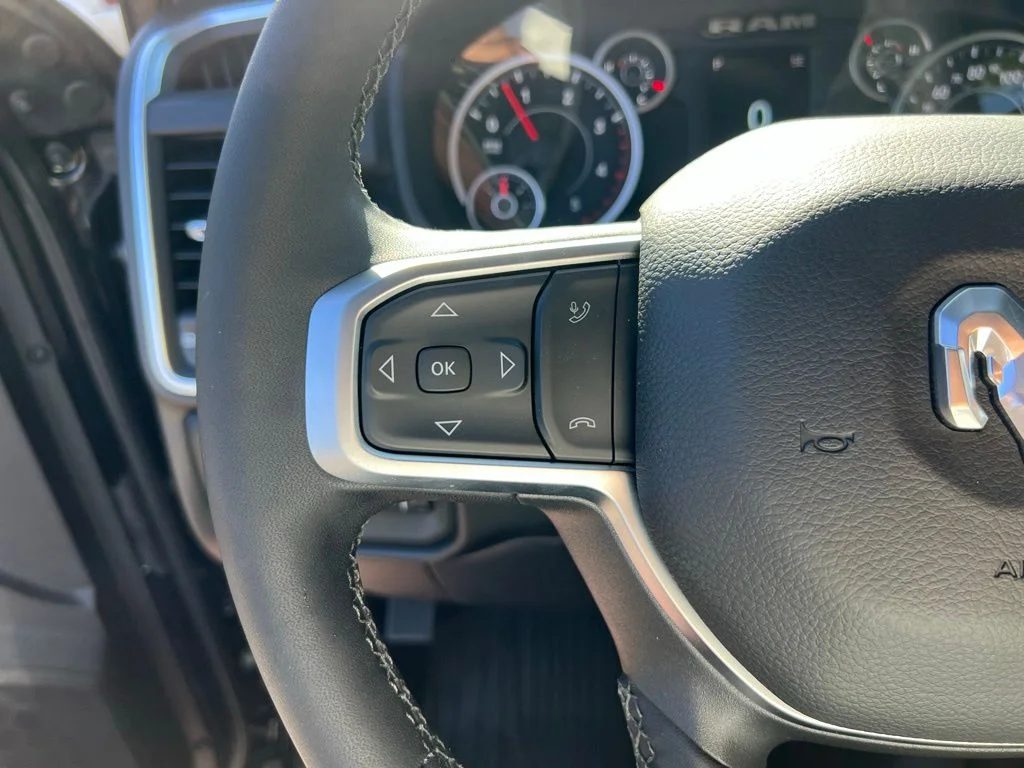2026 RAM 3500 Big Horn - Photo 16
