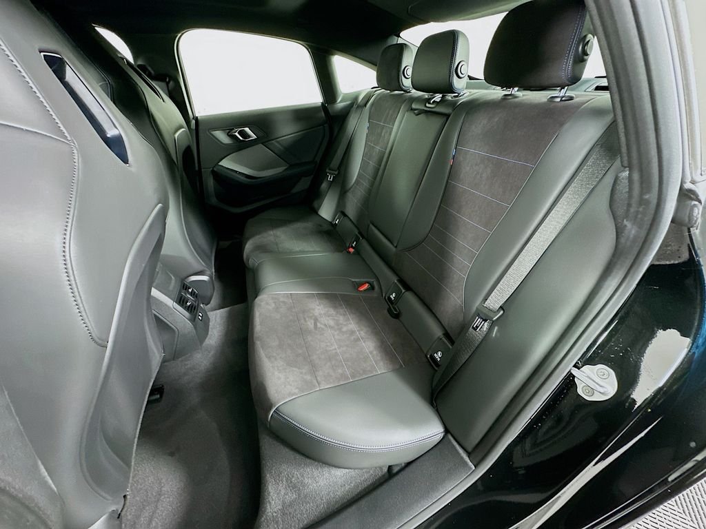 2025 BMW 2 Series M235 - Photo 24