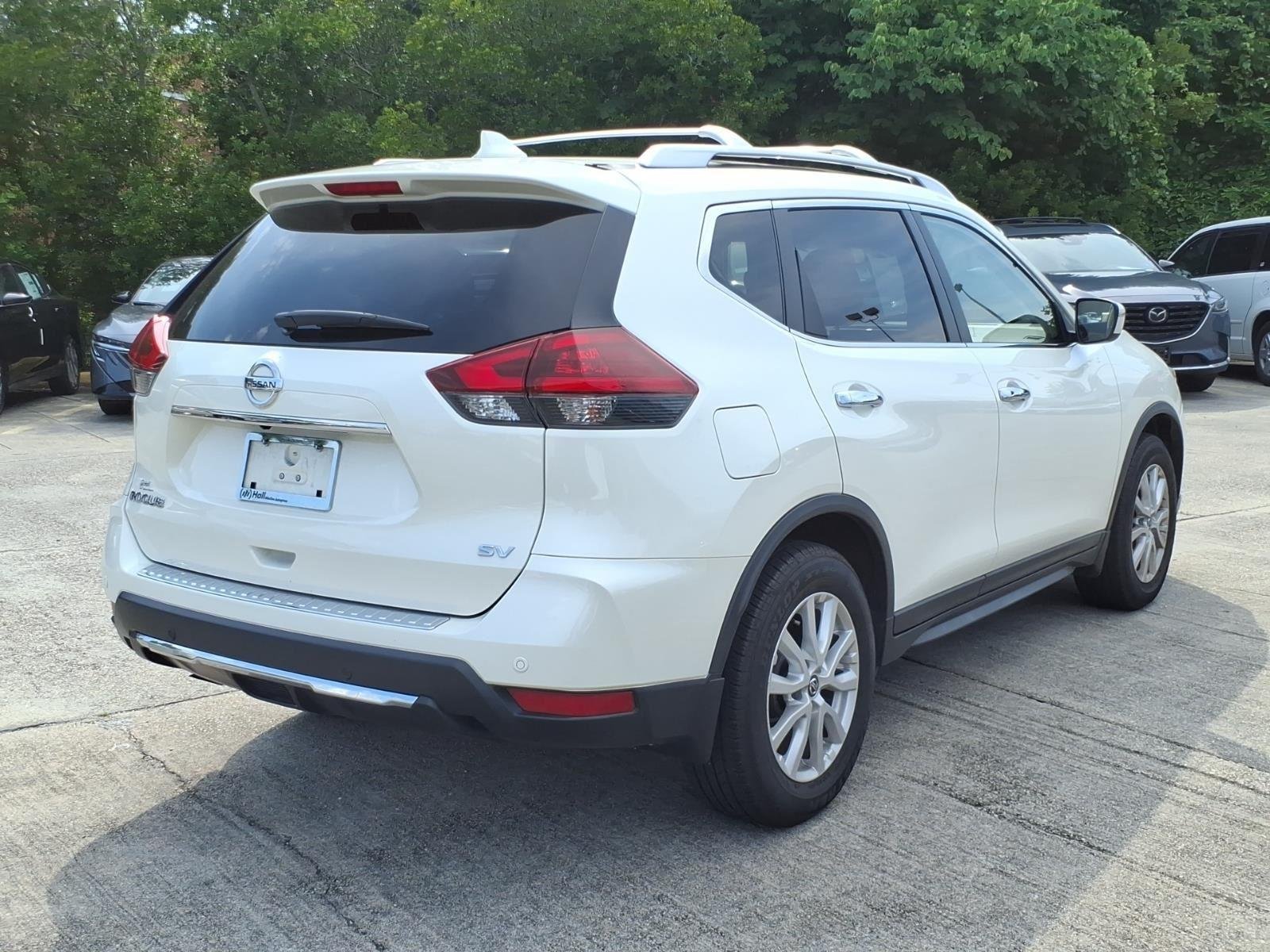Used 2020 Pearl White Tricoat Nissan SV image 7