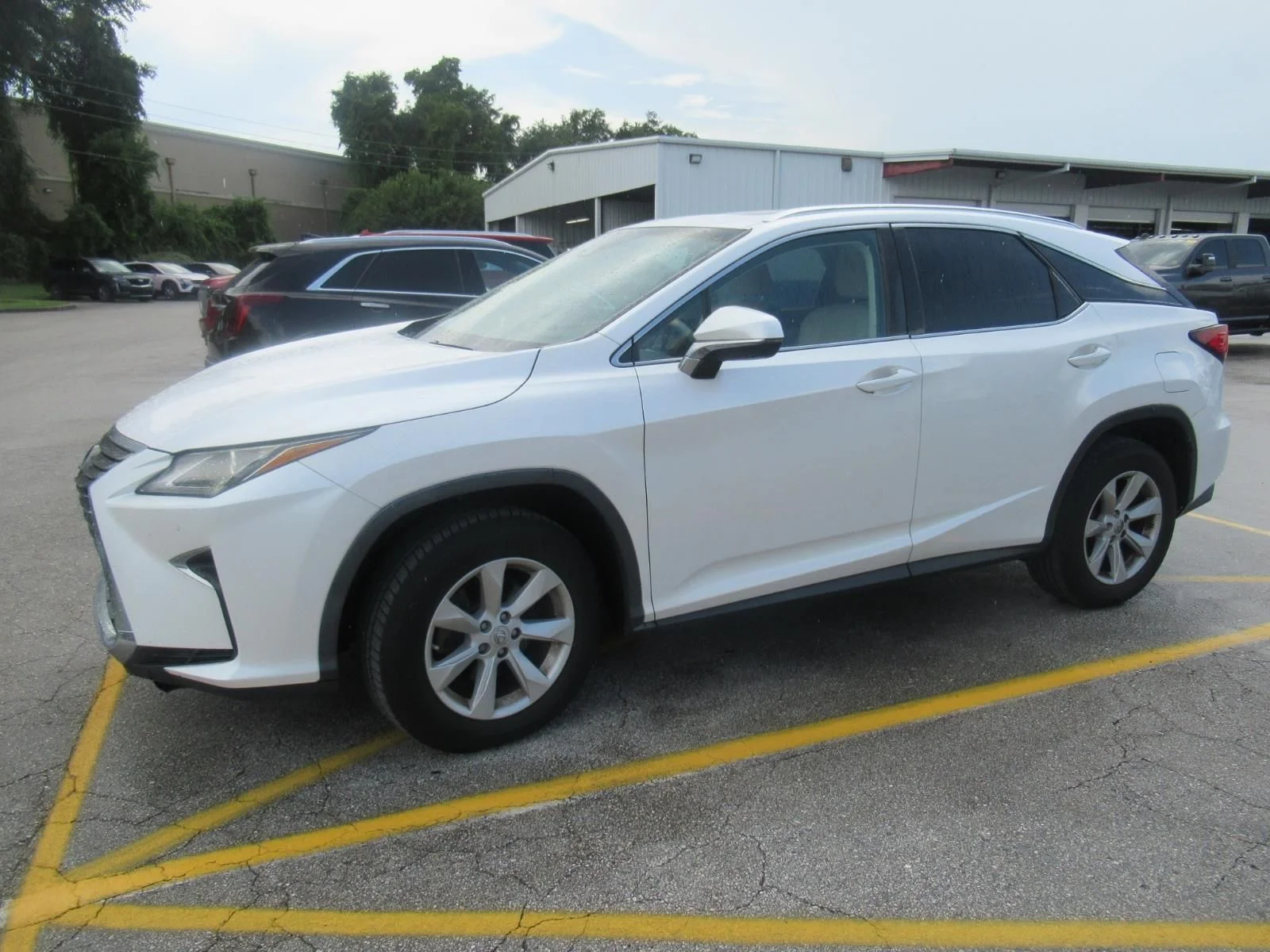 Used 2017 White Lexus 350 image 5