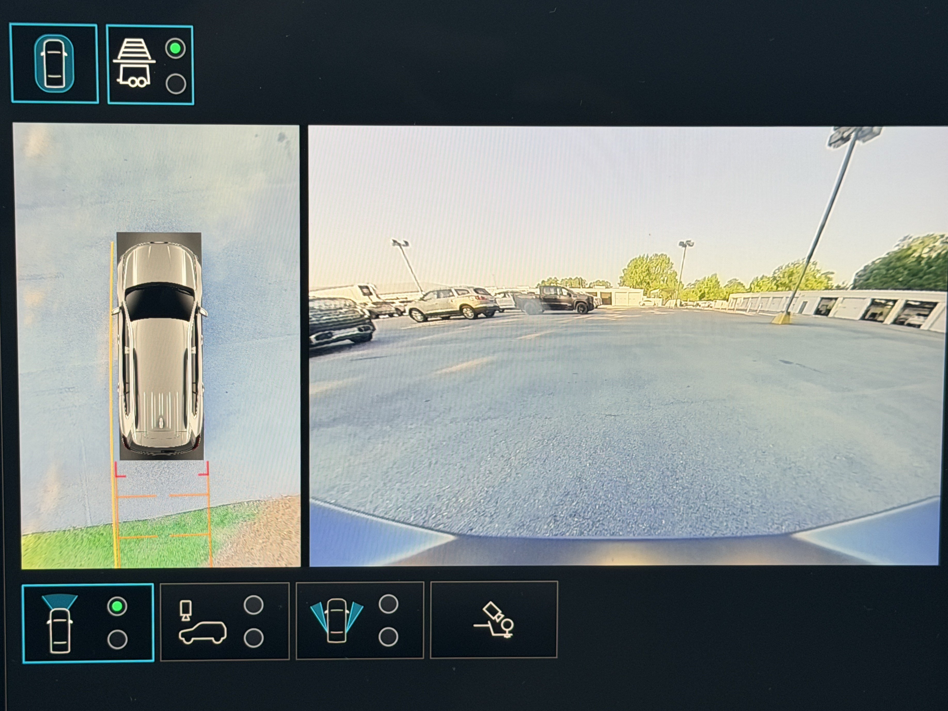 Used 2025 Sterling Metallic GMC AT4 image 16