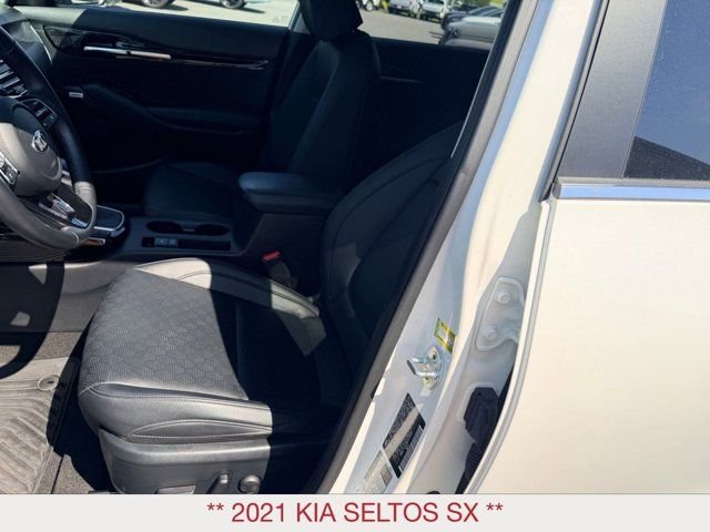 Certified Used 2021 White Kia SX image 22