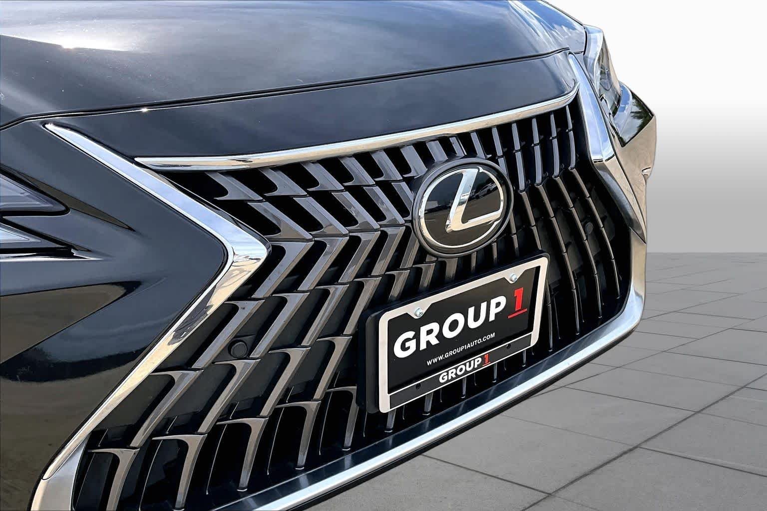 Used 2023 Caviar Lexus  image 29