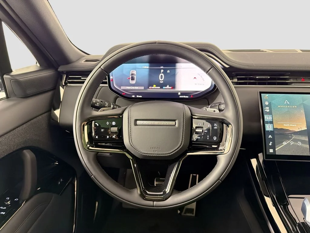 New 2026 Santorini Black Land Rover Dynamic SE image 24