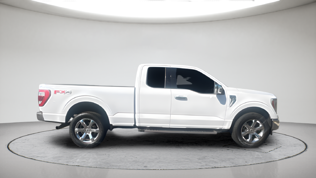 Used 2022 Oxford White Ford Lariat image 2