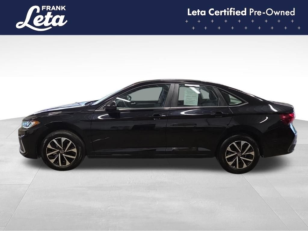 Used 2025 Deep Black Pearl Volkswagen  image 3
