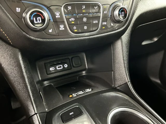 Used 2019 White Chevrolet Premier image 20