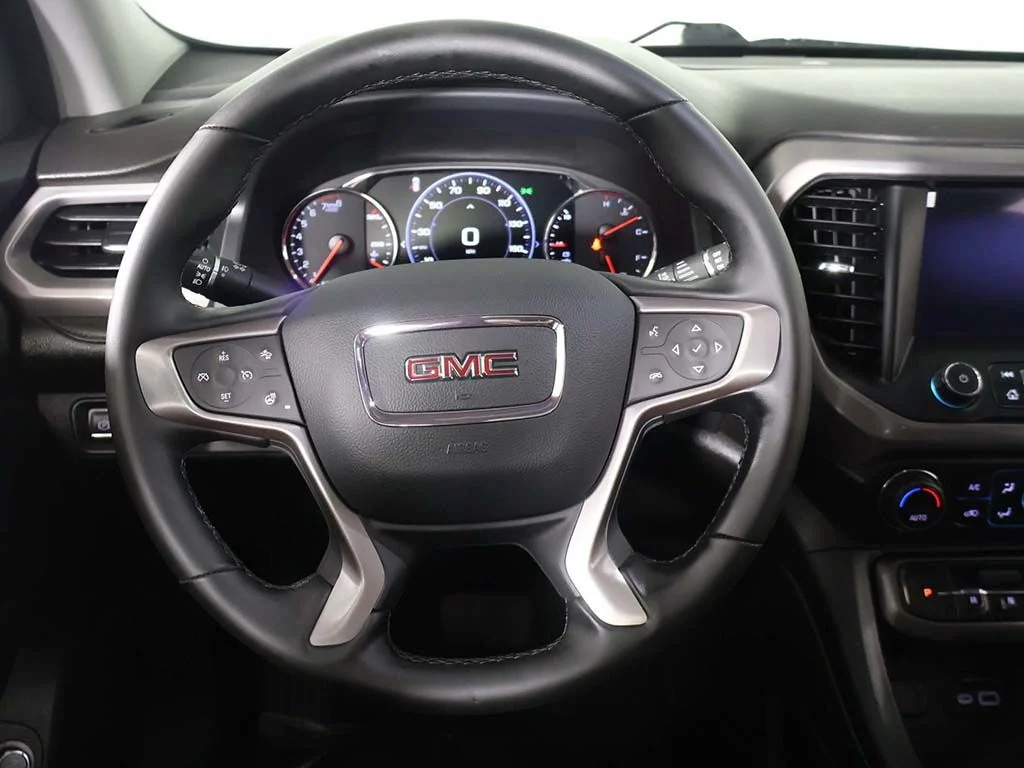 Used 2023 Silver GMC AT4 image 41