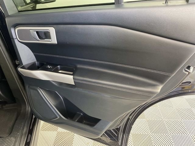 Used 2023 Black Ford XLT image 27