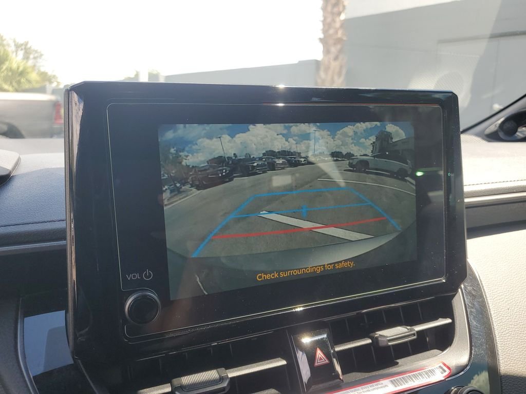 Used 2025  Toyota Premium Plus image 21