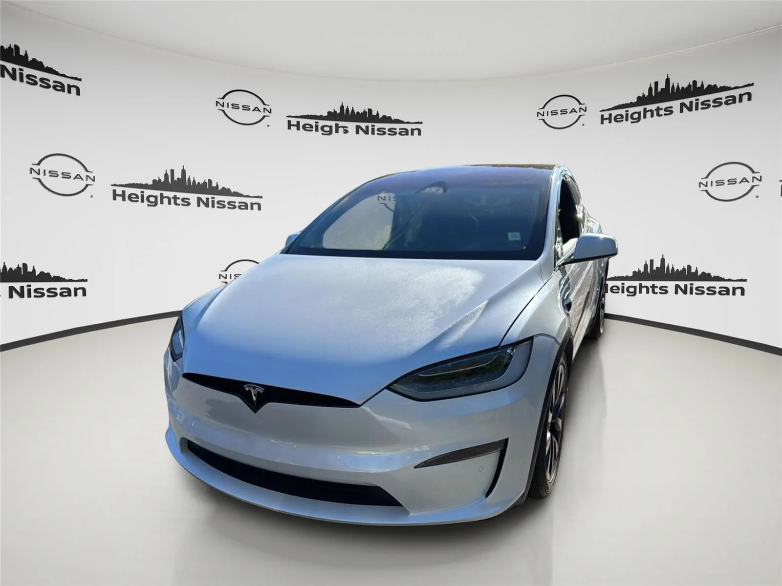 Used 2023 Pearl White Multi-Coat Tesla Plaid image 6