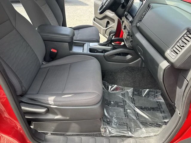Used 2022 Red Nissan S image 10