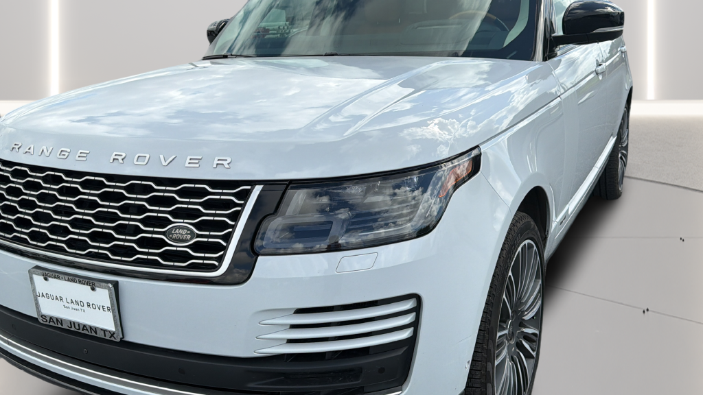 Used 2020  Land Rover Autobiography image 13