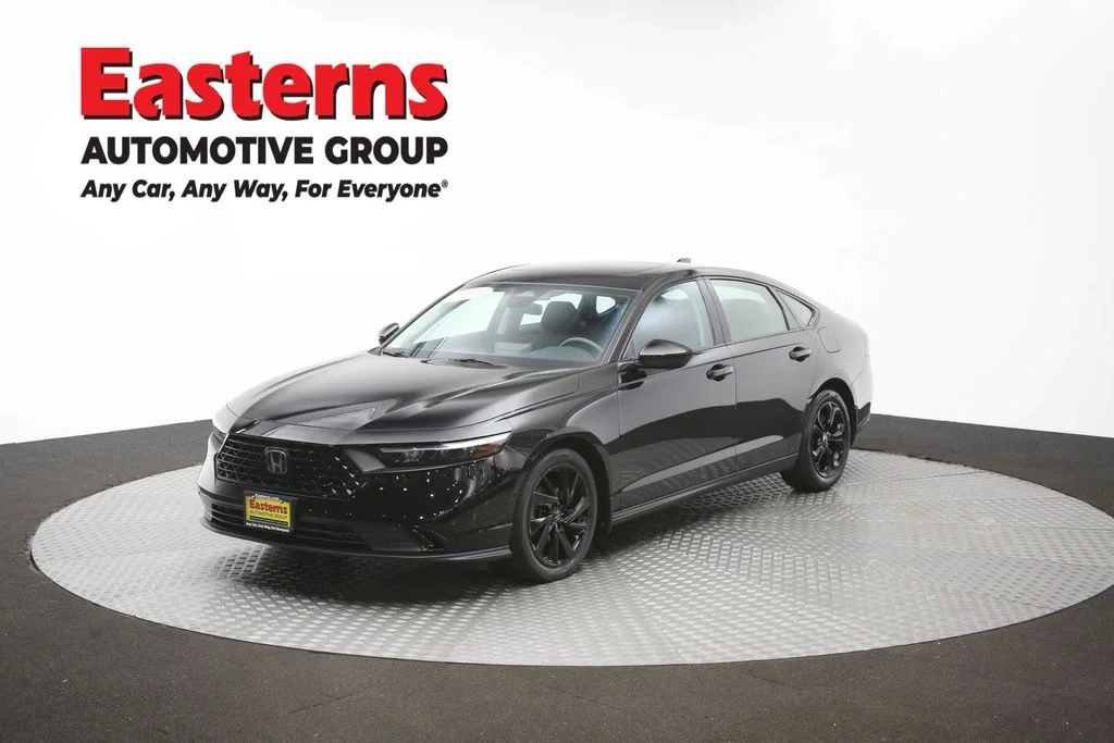 Used 2025 Black Honda SE image 55