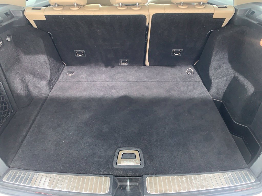 Used 2010 White Mercedes-Benz GLK 350 image 31