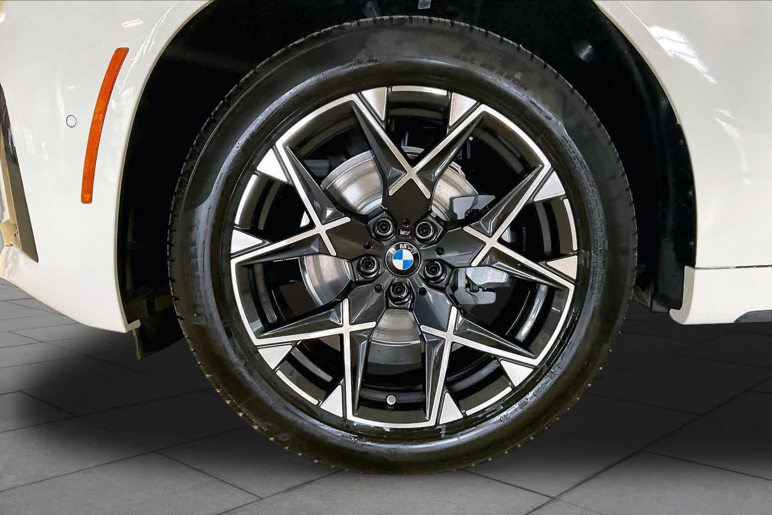 Used 2026 Alpine White BMW 30 xDrive image 8