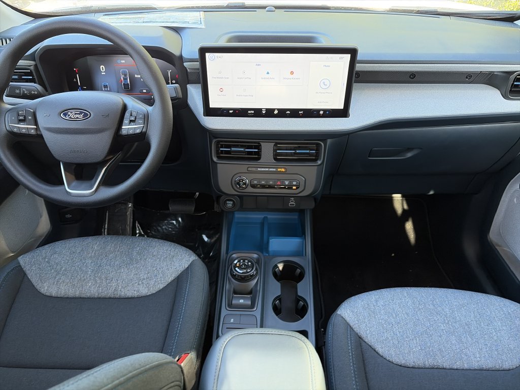 New 2026 Oxford White Ford XLT image 13