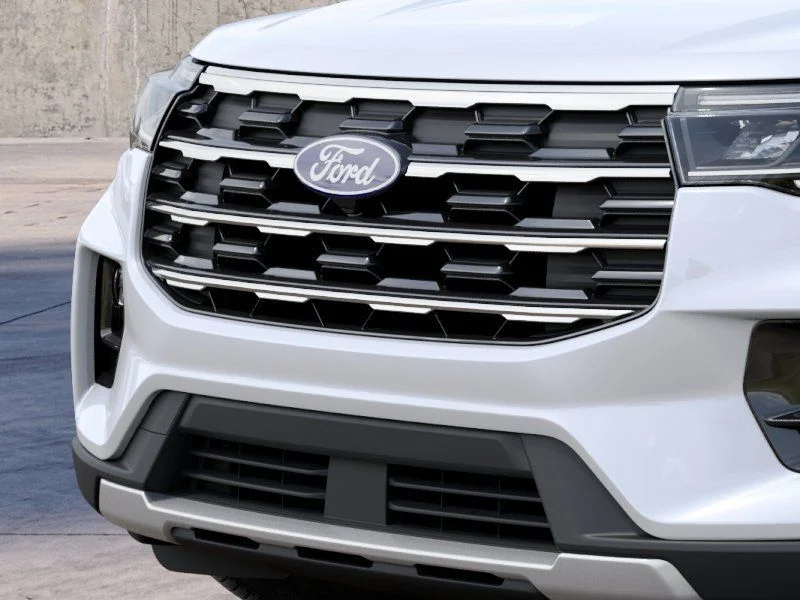 New 2027 Star White Metallic Tri-Coat Ford Active image 17