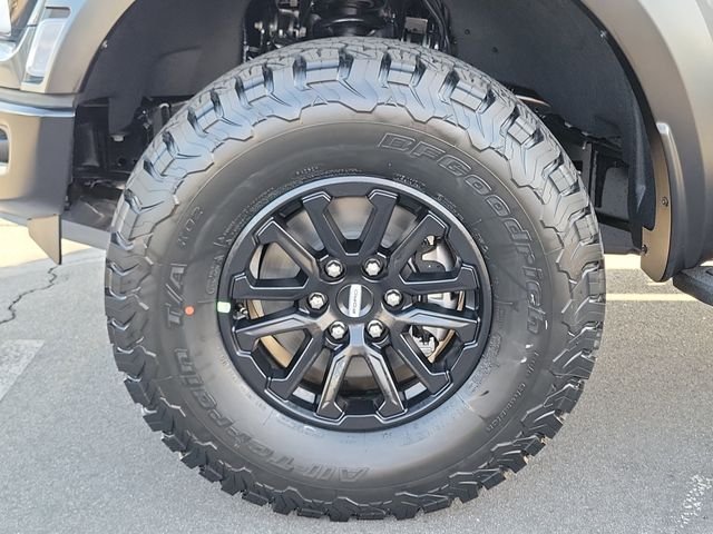 New 2026 Carbonized Gray Metallic Ford Raptor® image 30