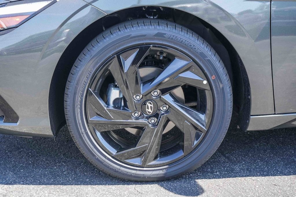 New 2026 Gray Hyundai SEL Sport image 10