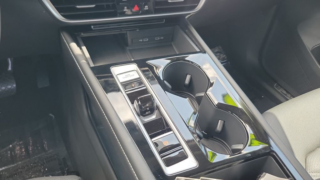 2024 Volkswagen Atlas SE w/Tech - Photo 15