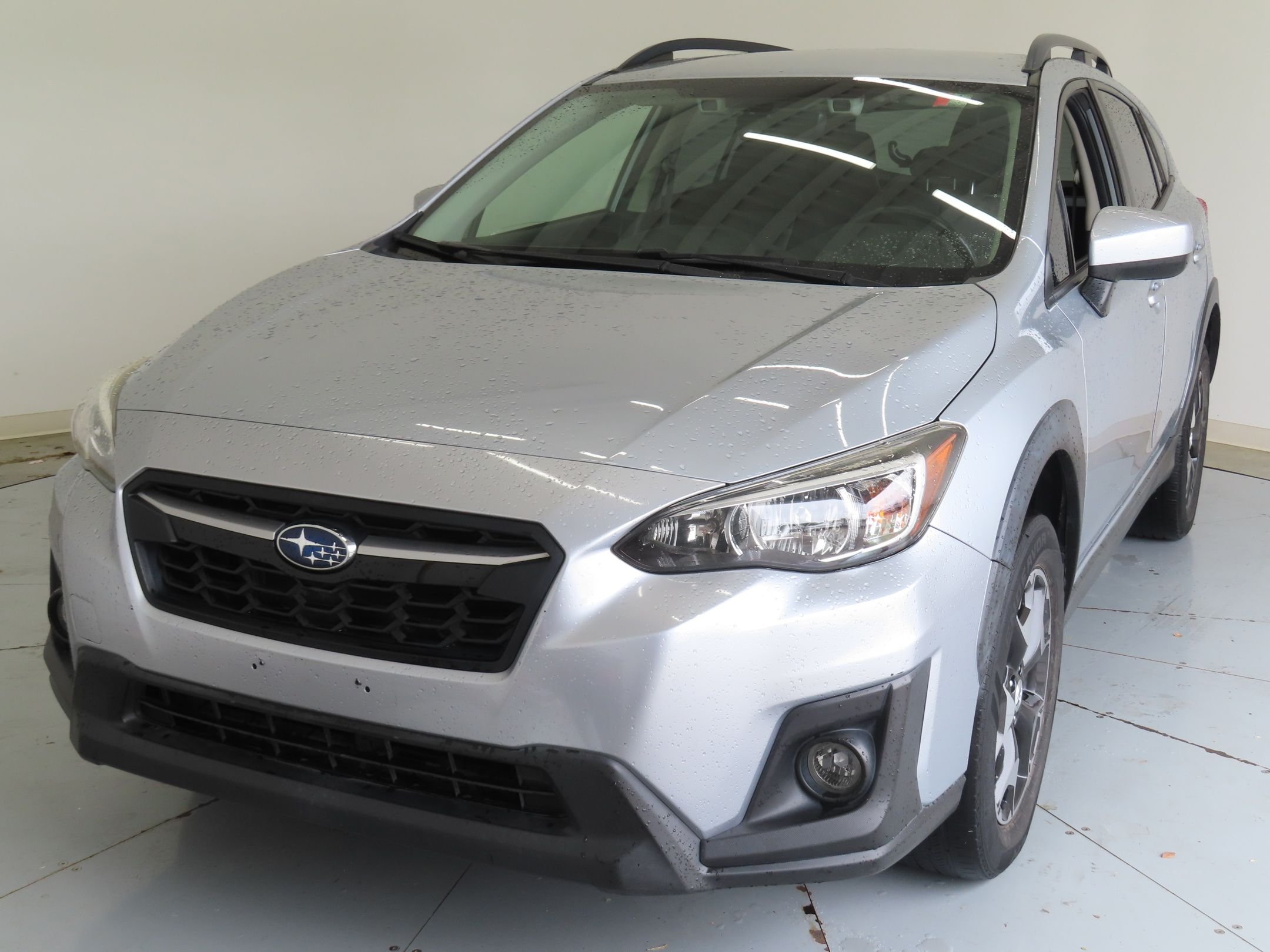 Used 2018 Silver Subaru 2.0i Premium image 7