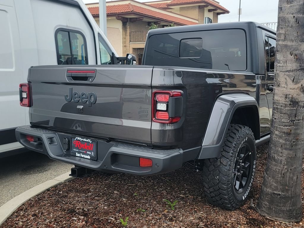 New 2026 Granite Crystal Metallic Clear-Coat Exterior Paint Jeep Willys image 4