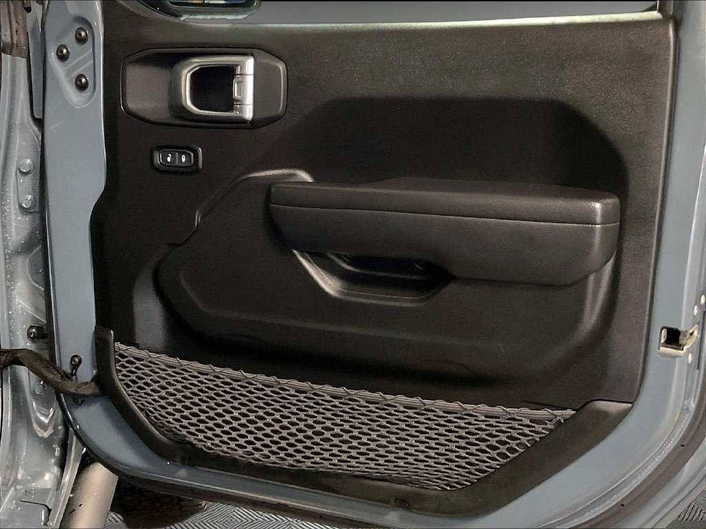 Used 2024 Gray Jeep Sport S 4xe image 12