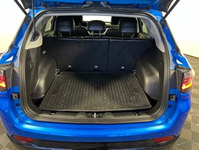 Certified Used 2022 Blue Jeep Limited image 10
