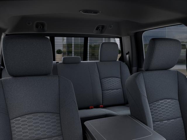 New 2026 Diamond Black Crystal Pearl-Coat Exterior Paint RAM Tradesman image 52