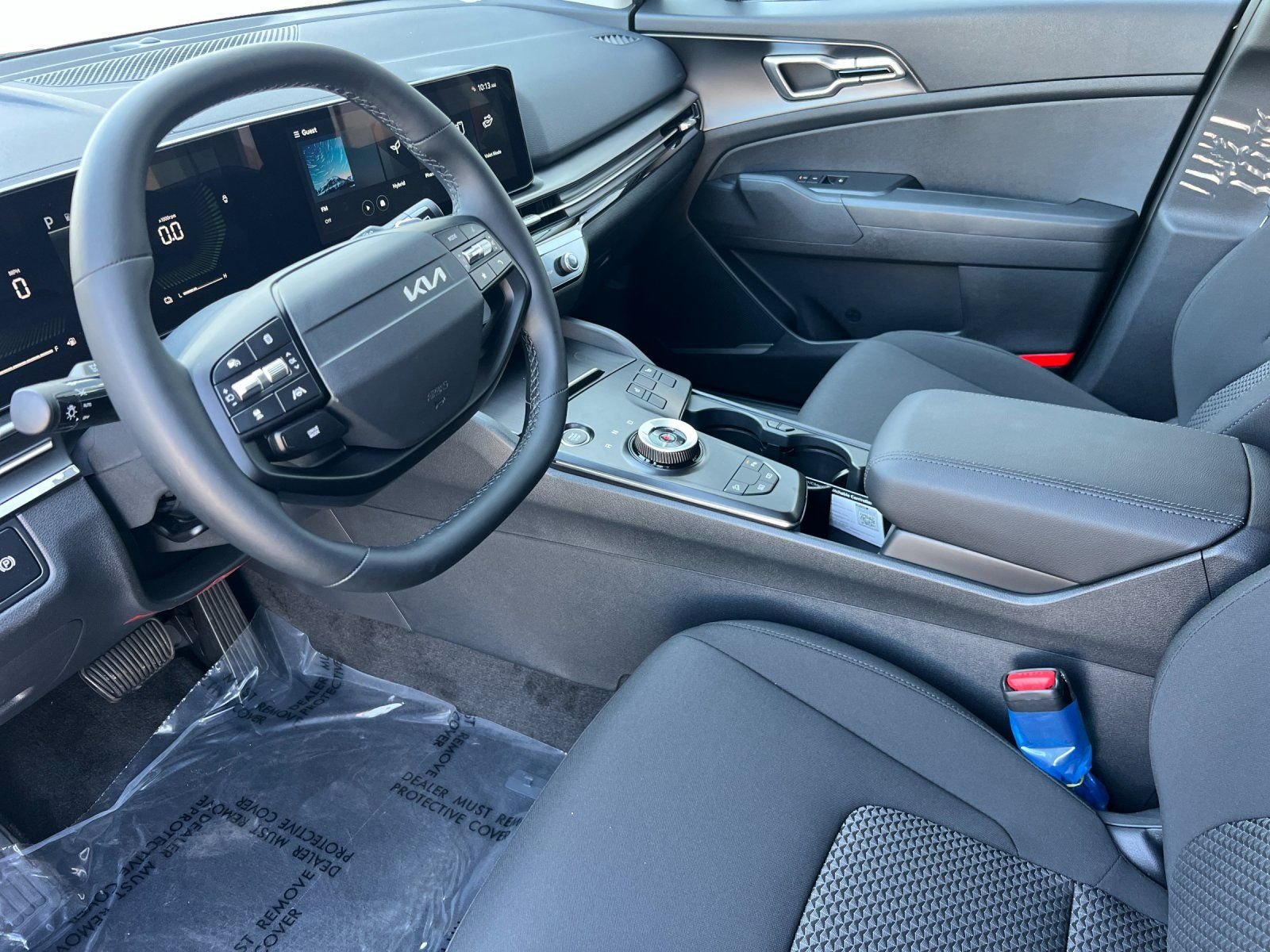 New 2027 Gravity Gray Kia LX image 9