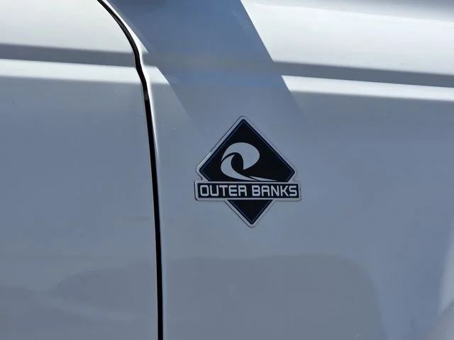 Used 2023 White Ford Outer Banks image 4