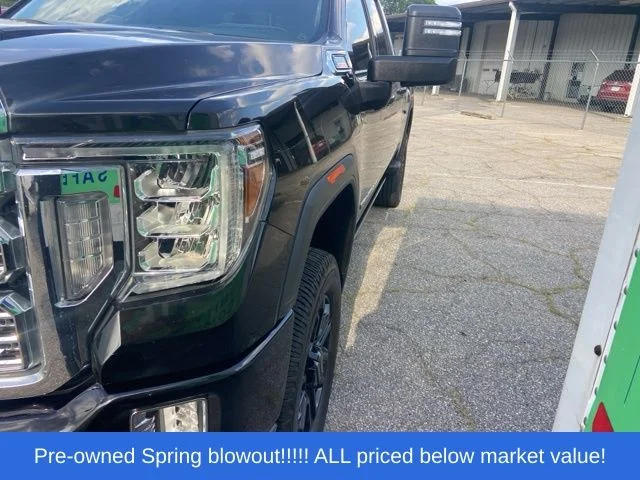 Used 2022 Black GMC Denali image 2