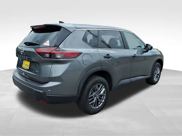 Used 2024 Gray Nissan S image 11
