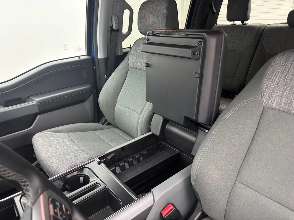 Used 2023 Blue Ford XLT image 25