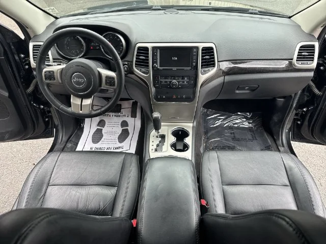 Used 2012 Black Jeep Laredo image 9