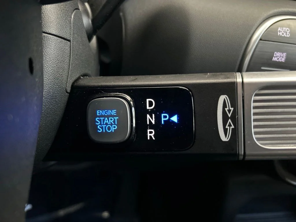 Used 2026 Green Hyundai SEL image 58