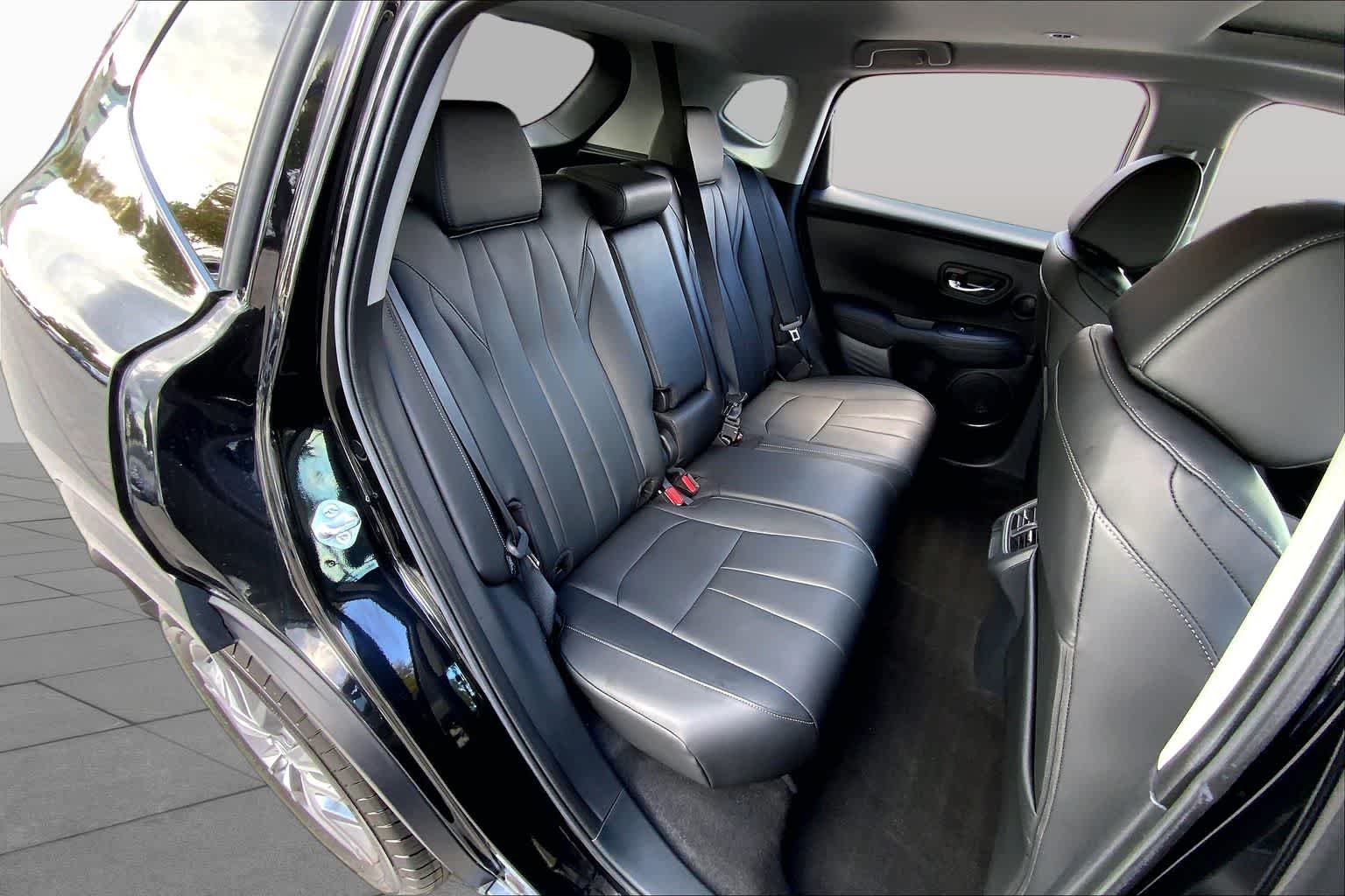 Used 2025 Crystal Black Pearl Acura  image 21