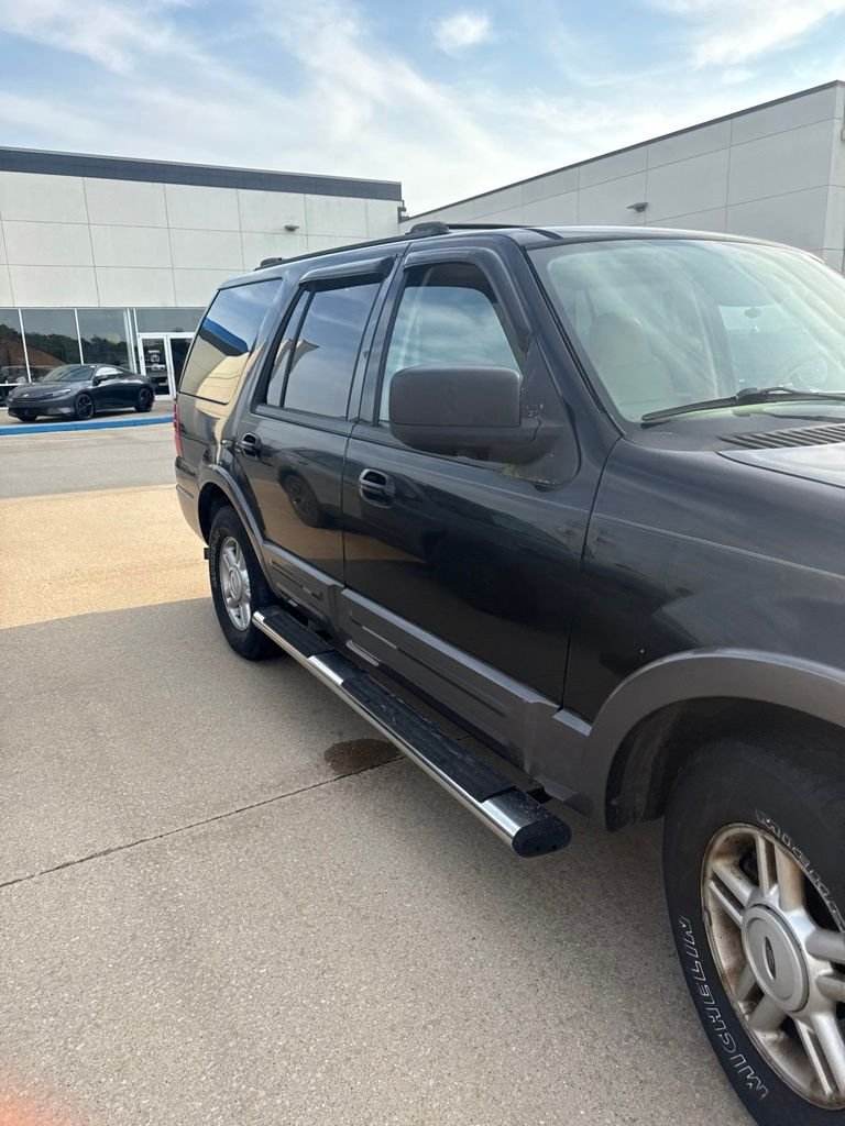 Used 2004 Black Ford XLT image 15