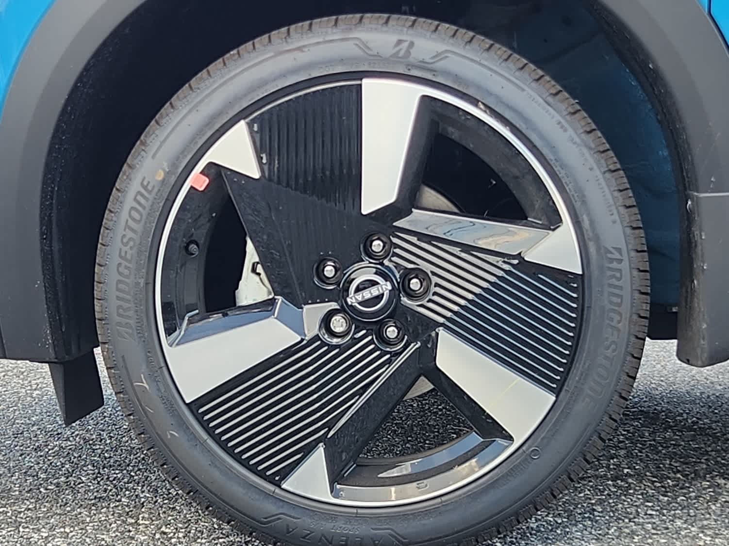 2025 Nissan Kicks SR - Photo 6