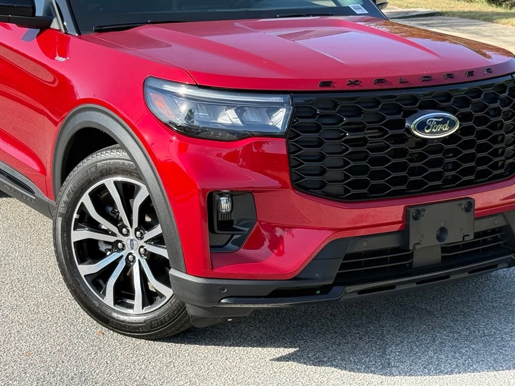 Used 2026 Red Ford ST-Line image 3