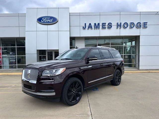 2024 Lincoln Navigator Premiere