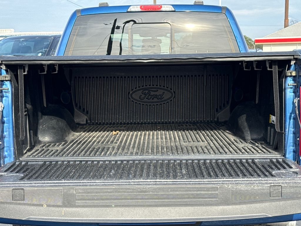 Used 2023 Blue Ford XLT image 18