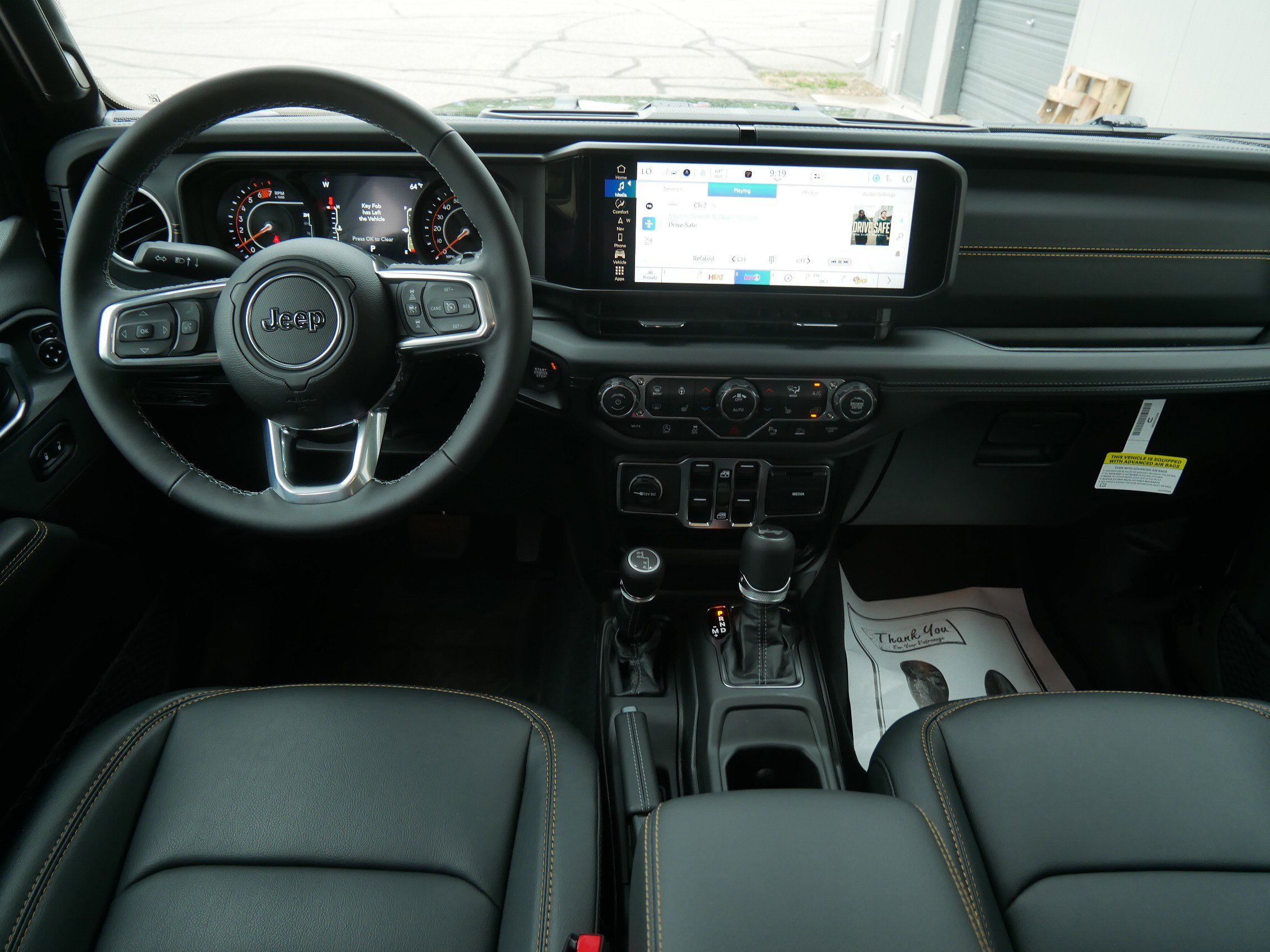 New 2026 Black Clear-Coat Exterior Paint Jeep Sahara image 9