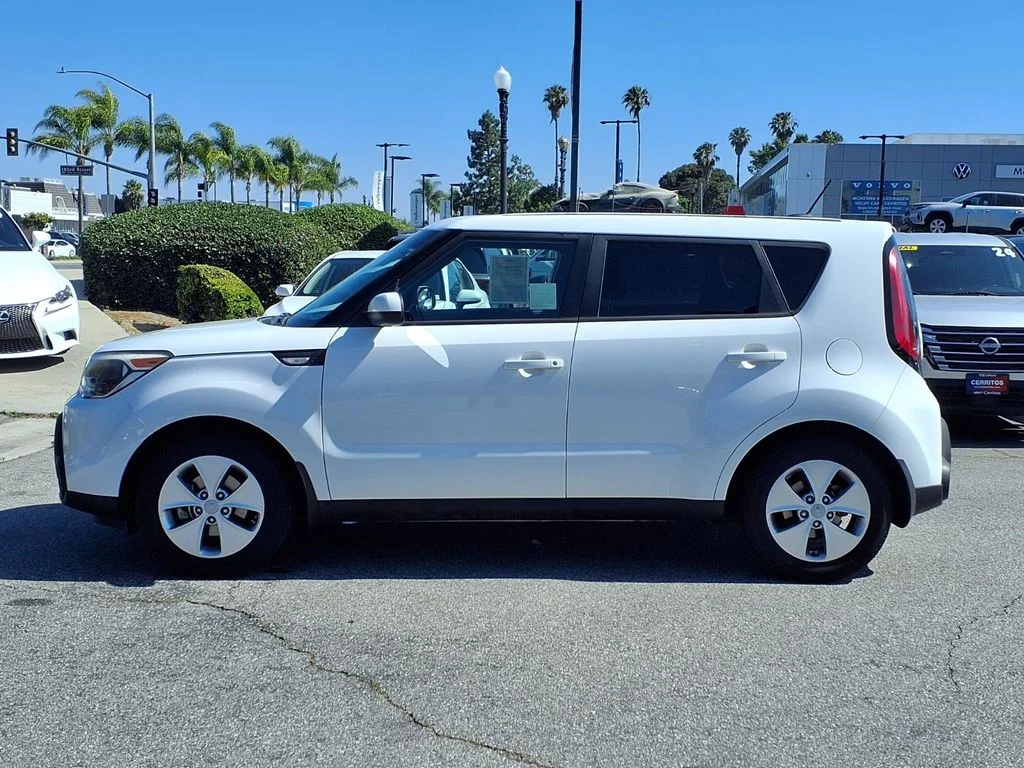 Used 2014 Kia Soul Base with VIN KNDJN2A20E7738669 for sale in Cerritos, CA